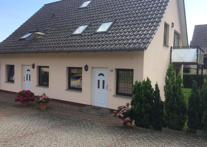 Gaestehaus Am Fischerweg Vilmblick * Lauterbach (Rugen)